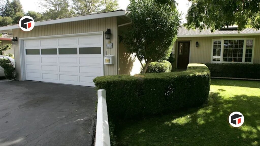 Early days Headquarter